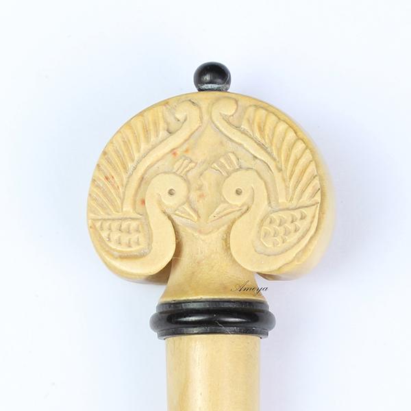 Carved Peg Set White Boxwood Violin Peacocks 4/4